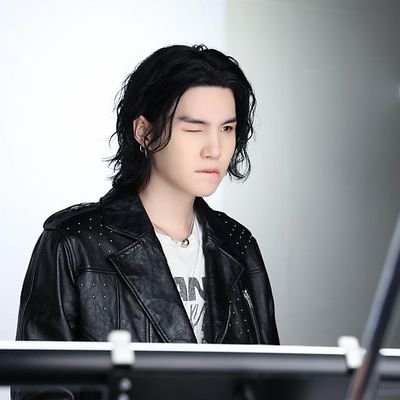 mannosasuga's profile picture. Support Bangtan as group and as soloist | Bucin tidak pernah overthinking | Fulltime fangirl