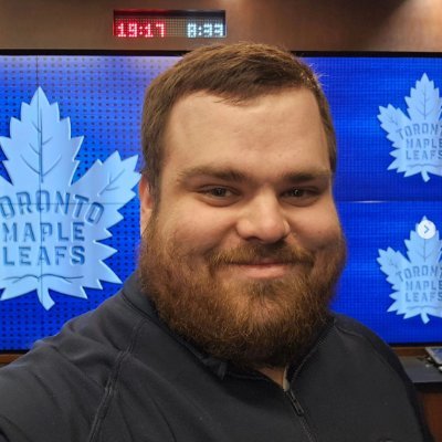 Working the dream @ MLSE | Video editor for @xCaliGrrlX | Opinions are my own and do not reflect my employer | #LeafsForever #WeTheNorth