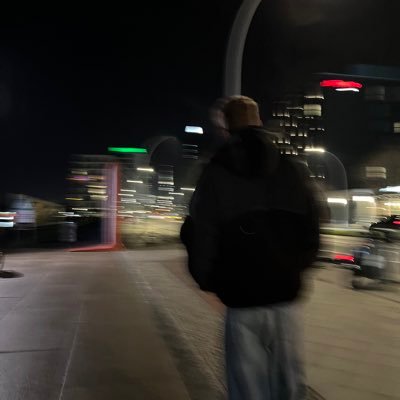 Phil92985379's profile picture. 