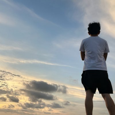 qazxcdews9453's profile picture. 嗨～8🤫歡迎聊看看閒聊喝酒唱歌都可以～