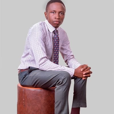 Environmental health officer 🥰🥰Man U fan/ real Madrid fan/. @official_NSOBA. @Ntare_league. @kasasifc. Passionate about my life goals💫💯DM for promotions 👍