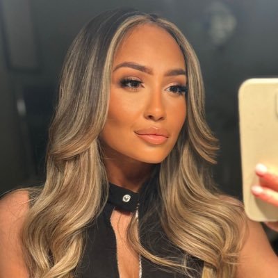 lowriswift's profile picture. 