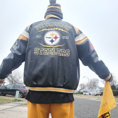 I am a long pittsburgh fan since the 70s. I love my team I ride for my team let's go steelers