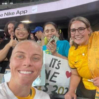 🇦🇺| 🏴󠁧󠁢󠁥󠁮󠁧󠁿 | 🇮🇪 COYG, Tillies and Lionesses ❤️🤍