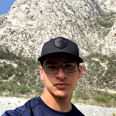 DanielOrtizSlz's profile picture. No persigas, no ruegues, no te estreses, solo relájate.