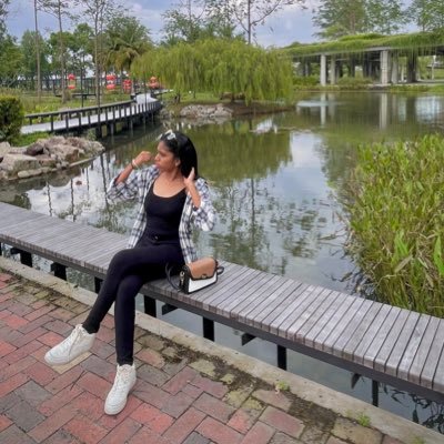 _shxlu_'s profile picture. Loading.....