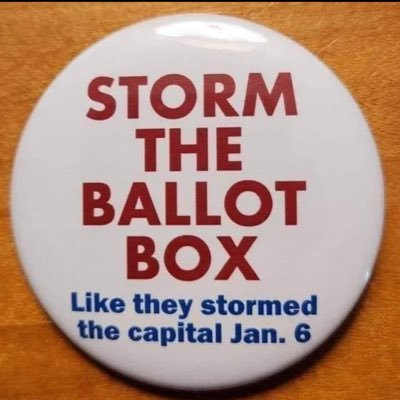 🍷🤘🖖🌎🏳️‍🌈 🎭 Life is too important to take seriously. democracy is worth fighting for. Animal Rights #RESIST #BLM LGBTQ VOTE BLUE, theater lover