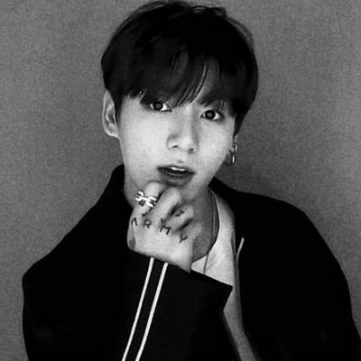 «we were only seven» | fan account
✨jungkook cuozzo✨ / i taekook ovviamente i miei genitori / jungkook bias •i'm jkstan•
♡︎7♡︎