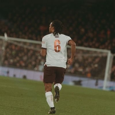 bLz6KU5MzO32209's profile picture. 