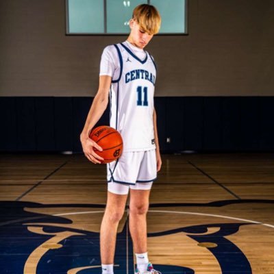 |6’7 Forward| |2024| |CHHS| |Vision Elite| |3.7 GPA| nhalberg2006@gmail.com