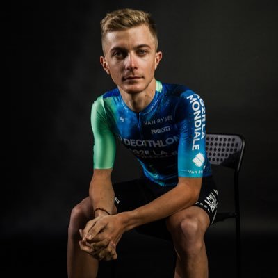 Coureur cycliste pour Décathlon AG2R Team