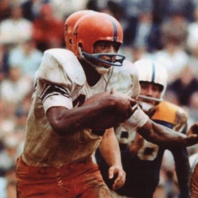 Finance Guy, Dog Lover, Hiker, Syracuse Football 🏈, NY Sports @OrangeUnitedNIL #FRANchise #Cuse #ORANGENATION
