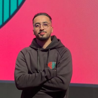 👨💻 Designer graphique 🎬 Animateur, commentateur 👨💼 Manager d’évènement eSports 🖥️ Streamer et créateur de contenu