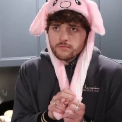 ty4existing404's profile picture. 🇵🇹🇨🇭she┊they 🧡🤍💗 ╰► pagan Hellenistic witch 🧙‍♀️ ⋆˖⁺‧₊☽◯☾₊‧⁺˖⋆ 🌙 dteam main