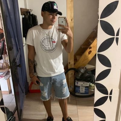 santiinoo__'s profile picture. 