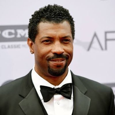 Deon Cole Profile