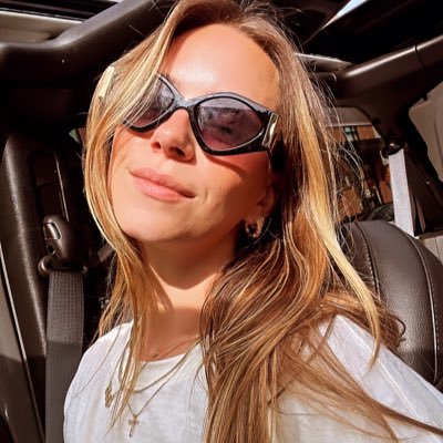 jamieleighhhx3's profile picture. self proclaimed law expert 📸jimmmies