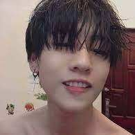 teamedwardluve's profile picture. Confident and alluring, this individual exudes charisma and charm, drawing others in with their magnetic personality and irresistible presence. From their capti