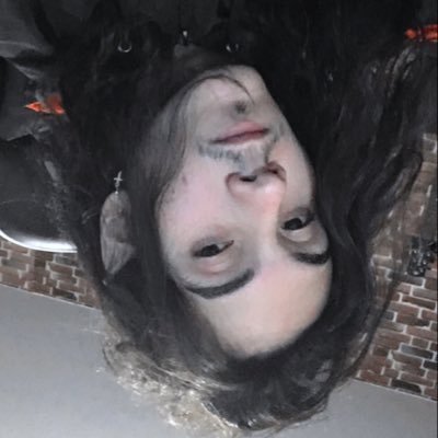 Neecotina's profile picture. eu gosto de museu