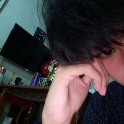 tengo 26 años joven escritor universitario que disfruta del #yaoi, #kpop y #Jpop . Amo de los #gatos #videojuegos INSTAGRAM: USAMI7423