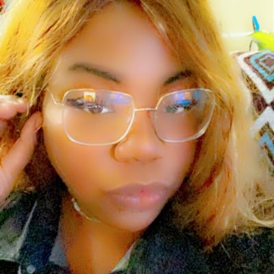 p0sessme3ow_'s profile picture. bloated