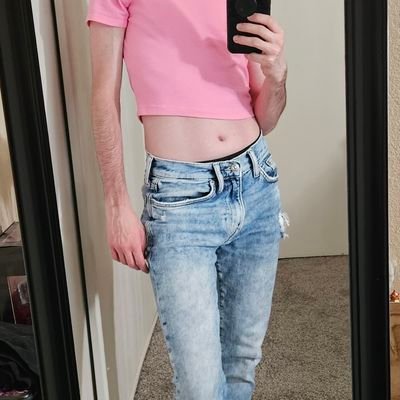Fem trans guy with a cute butt • 28 • bisexual • NSFW • 18+ MDNI
xbeanbunnyx on OF!