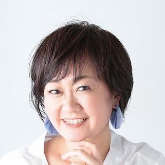 MOMO（山口朋子）幸せな主婦起業・オンライン副業の先生