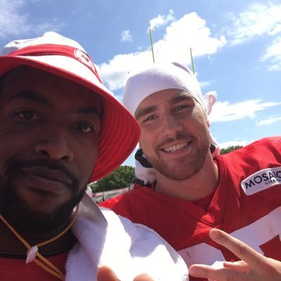 Writer, Host of War Room with P-Mac presented by @ChiefsFocus, Disability Rights Advocate for @SACKonline and media member of @psf_app #ChiefsKingdom #GG33