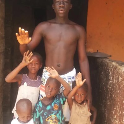 we’ll my name is Makuwa I’m from the Gambia 🇬🇲 in west Africa I’m here with my 4 little siblings we lost our parents we are in need urgent help to eat 😭🙏
