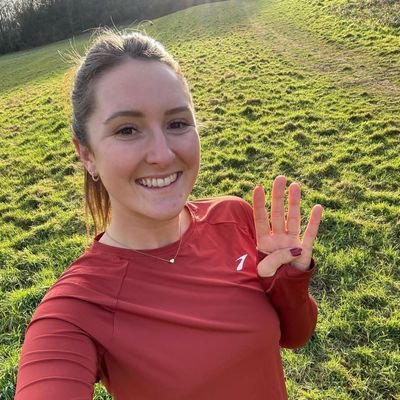 Digital creator
Moving to FEEL good and have FUN
Running 大 hiking 大 workouts
Happiest outside
@acaioutdoorwear -ACTIVEELLIE
@runna_coach -ELLIE2