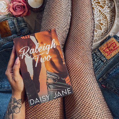 authordaisyjane Profile Picture