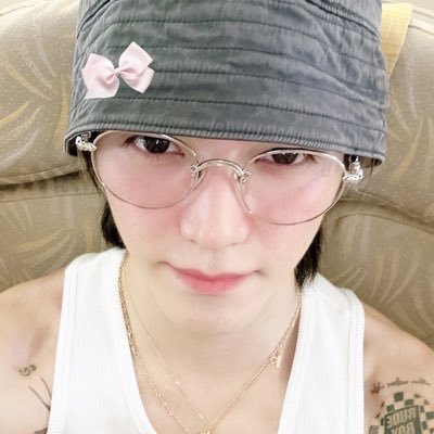 🚨 taeyomi taping on mami heart 🫶🏻 TY 290 | my angel numbers is 127 | 🍑🌹