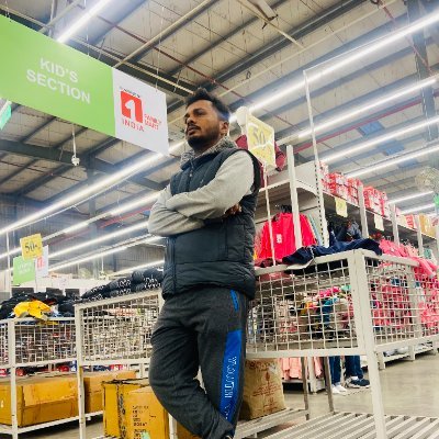 sayanmitra6's profile picture. Sayan Mitra