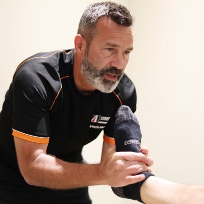 Adesmonstiers's profile picture. Sports Osteopath trusted by athletes. Lecturing assistant & examiner in Osteopathy