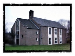Van het evangelie van Jezus Christus in Woord en daad getuigen, toegewijd aan God leven en hecht en in liefde met elkaar omgaan.