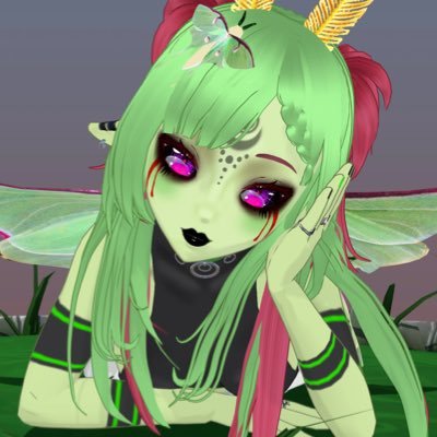 Lunar moth Vtuber🌙| Twitch Affiliate | Come by when I’m live to say hi, I promise there will be chaos!