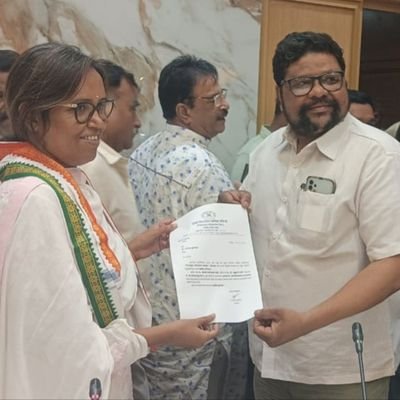 Joint coordinator All India congress committee OBC Dep. Observers of Karnataka & West Bengal Congress. 
Ex. District President South Mumbai Youth Congress.