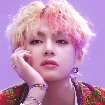 ✨️Behind the smile I show, there's my real self that glows. ✨️
- Kim Taehyung 💜

Fan Account  l 44 l she/her
OT7 l  Taehyung-biased 
ARMY since 08/22
✨️DVT✨
