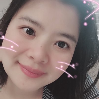 Phoenix57402997's profile picture. a curious human being, a wild mushroom identifier, enthusiast of ancient Chinese poetry