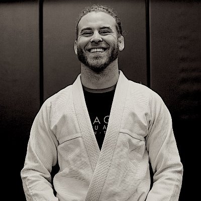 BJJ black belt
I write about the top stories and techniques from MMA, BJJ, and all of combat sports
My newsletter will make you a better martial artist👇