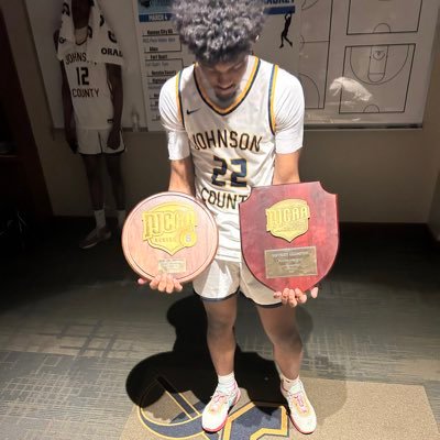 jccc mbb🏀 C/O ‘23 6’5 https://t.co/GjvPFflrX9