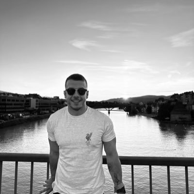 filipinho1406's profile picture. Hustle. 🔺