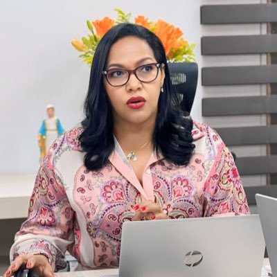 VickyMach2018's profile picture. Directora Departamento Administrativo de Hacienda y Finanzas Públicas del Valle del Cauca. Economista, especializada en Finanzas.