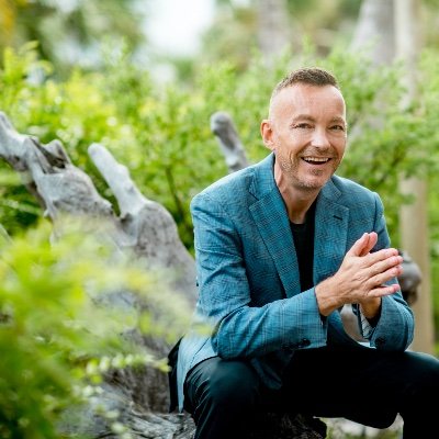 KristopherMcD's profile picture. Creative Producer, Manager, Advisor, Strategist & Fundraiser. Founder @KMPartists; and Co-Founder https://t.co/VpvgIJQIjL Specializing in Asia and the Americas.