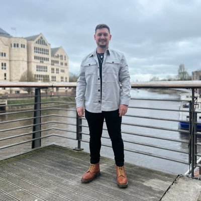 Feath1992's profile picture. 