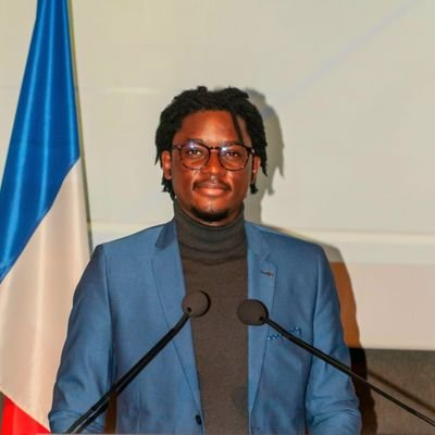 🇨🇲 Ingénieur en sciences météo-climatiques @CNRS @meteofrance ; conférencier & entrepreneur social multirécidiviste.

Mes tweets n'engagent que la planète.