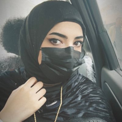 Flow231590162's profile picture. سومرية الملامح كردية الأصل ماجستير في علم النفس 🗞️ أخصائية نفسية🔱 طالبة دكتوراه 👩🏻‍🎓
