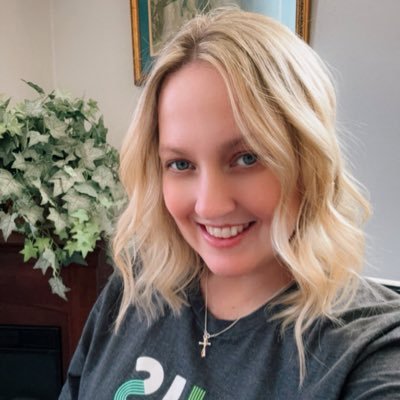✈️ Military Brat 🌿 Nature Lover 📝 Writer 💜 Born in Cali | British Blood | Deep West Virginia Roots 🌳