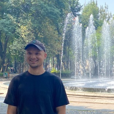 ⚛️ Software engineer serving as extra help for co's with React apps 📦 Building https://t.co/6czqBo8Dzk to bring online pickup to all stores. Follow my journey here.