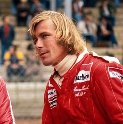 Piloto Formula Regional en @MundialSim. A la estela de Häkkinen y Hunt.

 «What you see is what you get»